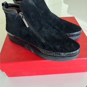 DONALD PLINER, black suede, Meira2-OL Women's Ankle Boots